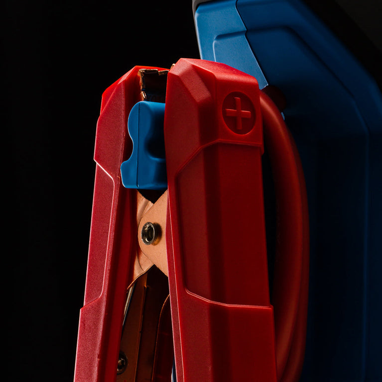 TT150 MONSTER · Arrancador de batería 35.000 mAh